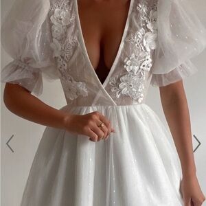 Showpo Akshia Mini Dress | Bridal | Worn once for a photoshoot